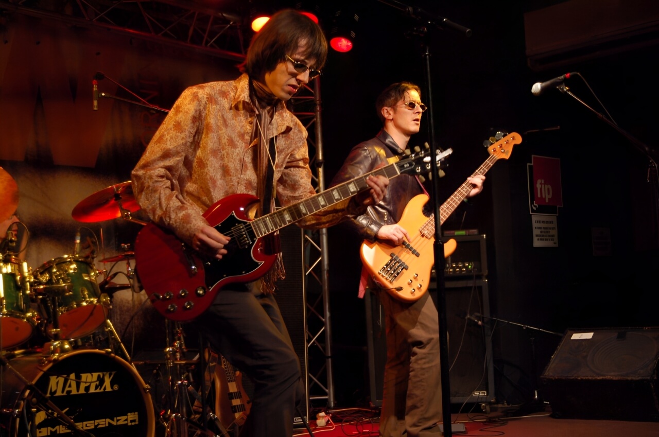 Lex Riders & The Machine Gun